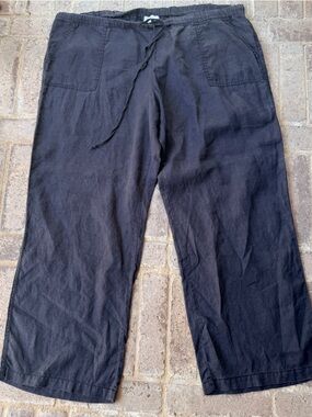Allen Allen Women’s Black Chinos